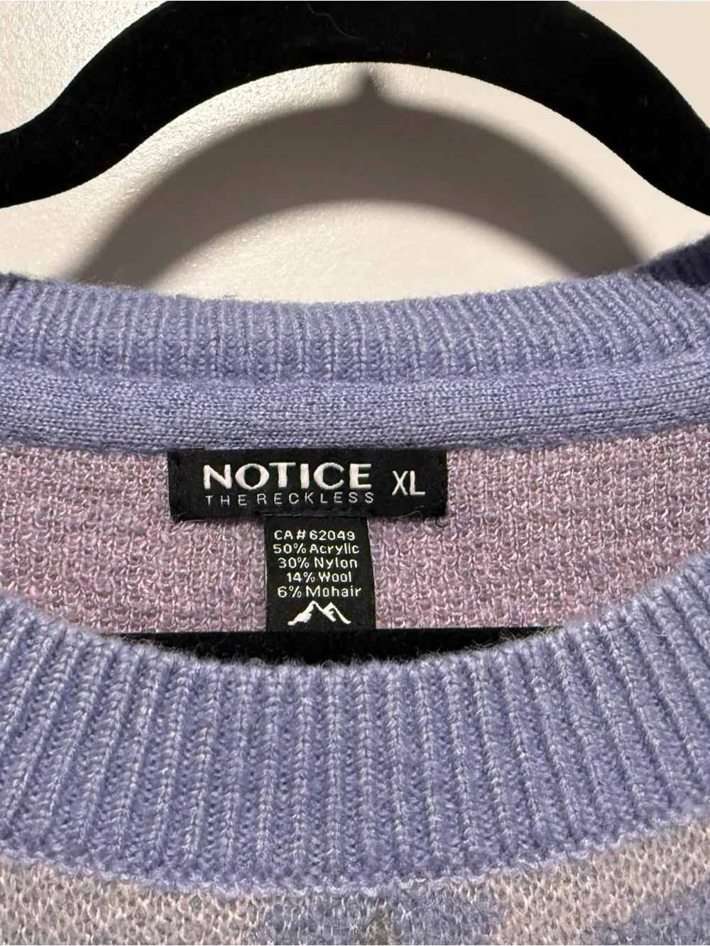 Notice the Reckless Aurora sweater - Picture 3 of 3